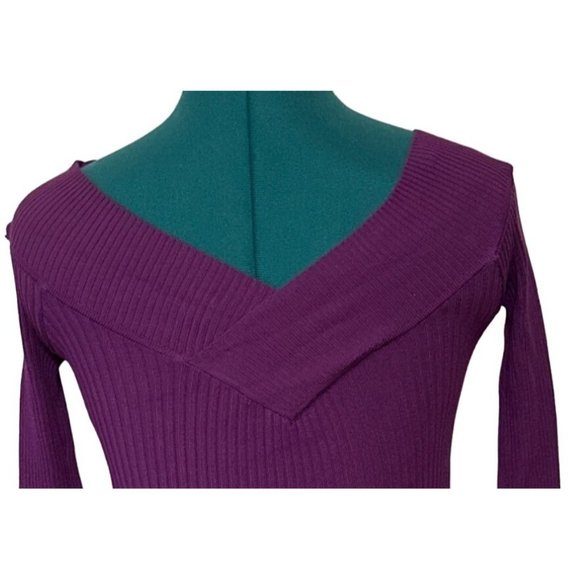 Candie's Purple Portrait Neckline Stretch Sweater Rayon Blend Junior Size M NWT - Picture 4 of 16